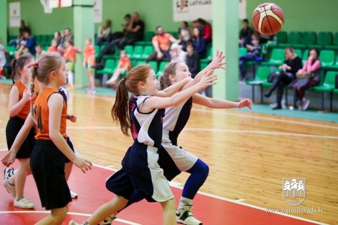 Ogrē cīnās par "Mini kausu" basketbolā