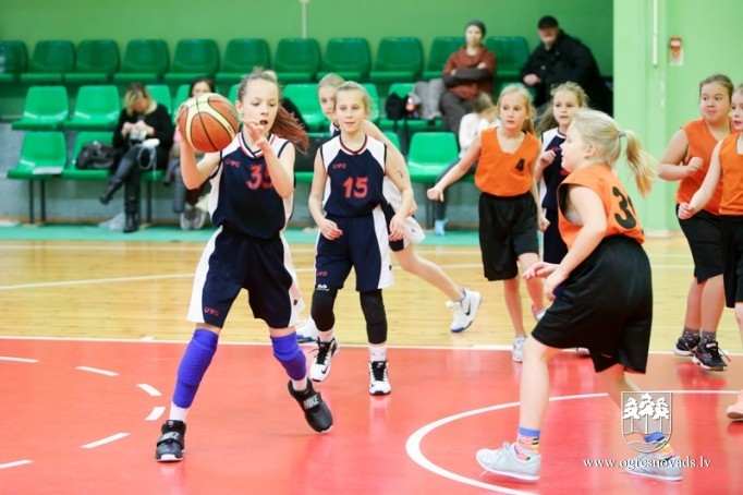 Ogrē cīnās par "Mini kausu" basketbolā
