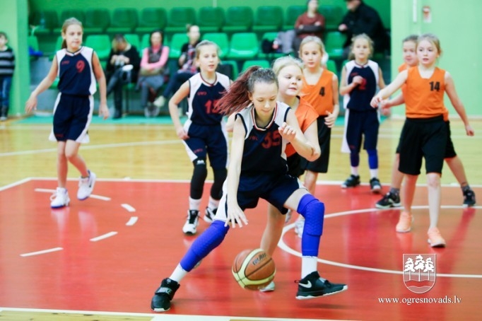 Ogrē cīnās par "Mini kausu" basketbolā