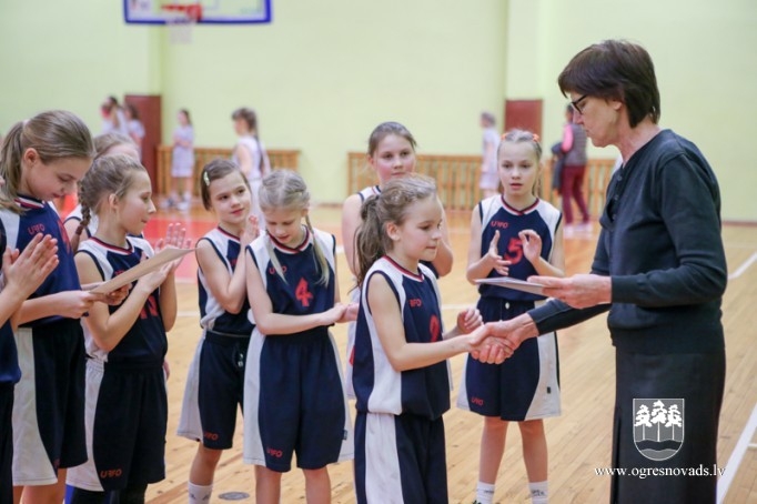 Ogrē cīnās par "Mini kausu" basketbolā