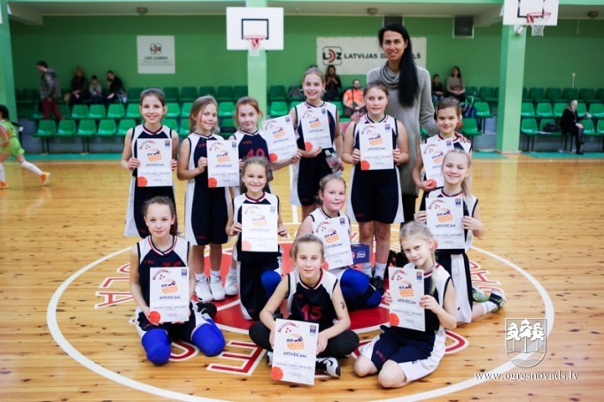 Ogrē cīnās par "Mini kausu" basketbolā