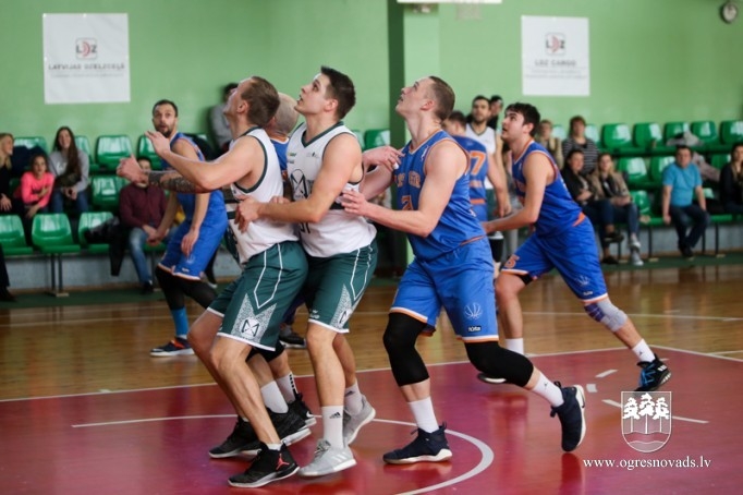 "Los OG3R" – divkārtēja Ogres novada čempione basketbolā