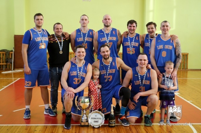 "Los OG3R" – divkārtēja Ogres novada čempione basketbolā
