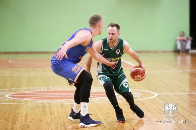 Par Ogres čempioni basketbolā kļūst "Los OG3R"