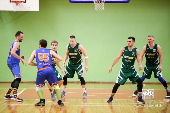 Par Ogres čempioni basketbolā kļūst "Los OG3R"