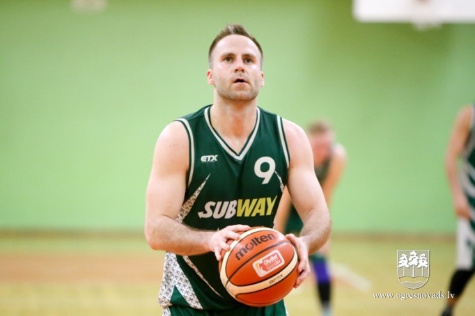 Par Ogres čempioni basketbolā kļūst "Los OG3R"