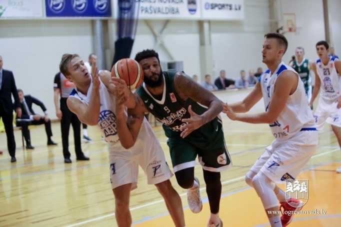 "Ogre/Kumho Tyre" arī otro sezonu LBL sāk ar uzvaru