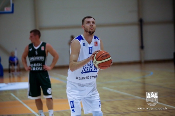 "Ogre/Kumho Tyre" arī otro sezonu LBL sāk ar uzvaru