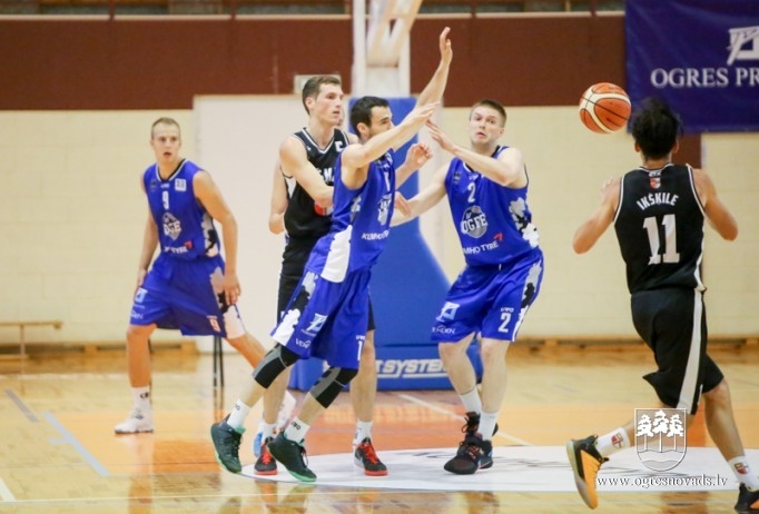 Ogres basketbola izlase ar uzvaru sāk atlases turnīru