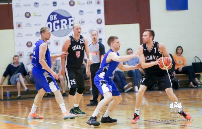Ogres basketbola izlase ar uzvaru sāk atlases turnīru