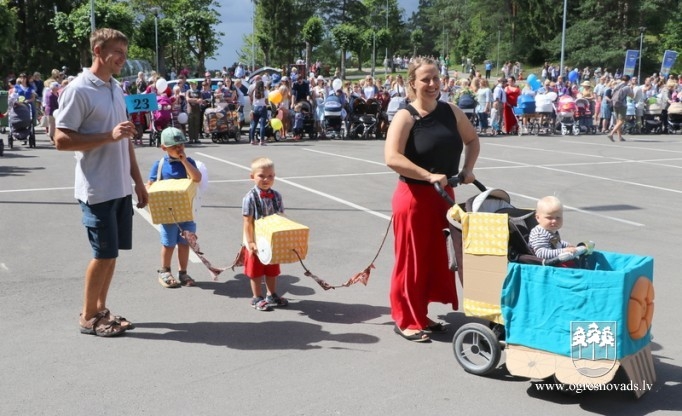 Pilsētas svētkos godina ģimenes
