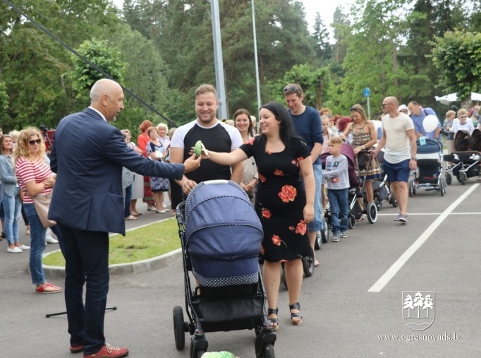 Pilsētas svētkos godina ģimenes