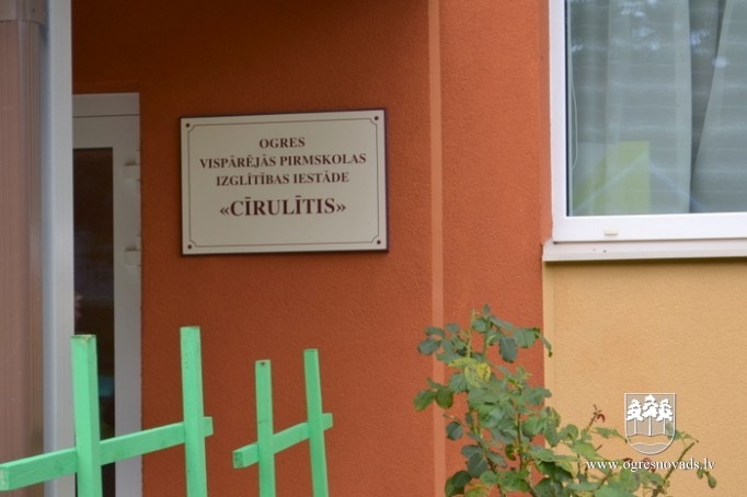 Pašvaldības pārstāvji pārbauda bērnudārzu gatavību jaunajam mācību gadam