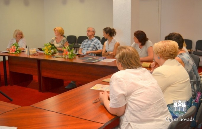 Bībeles svētku organizatori sveic koru olimpiādes laureātus
