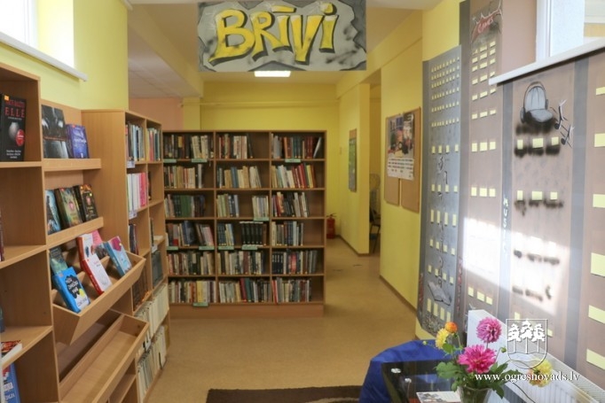 Novada pagastos plašas, labi aprīkotas bibliotēkas