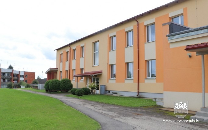 Novada pagastos plašas, labi aprīkotas bibliotēkas