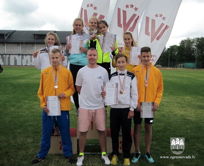Ogres NSC audzēkņiem 13 medaļas Latvijas čempionātā Saldū