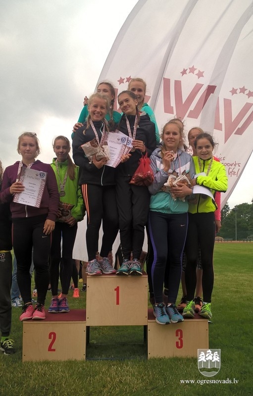 Ogres NSC audzēkņiem 13 medaļas Latvijas čempionātā Saldū