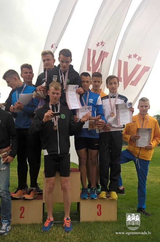 Ogres NSC audzēkņiem 13 medaļas Latvijas čempionātā Saldū