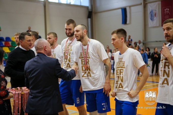 BK “Ogre” izcīna Latvijas Basketbola līgas bronzu