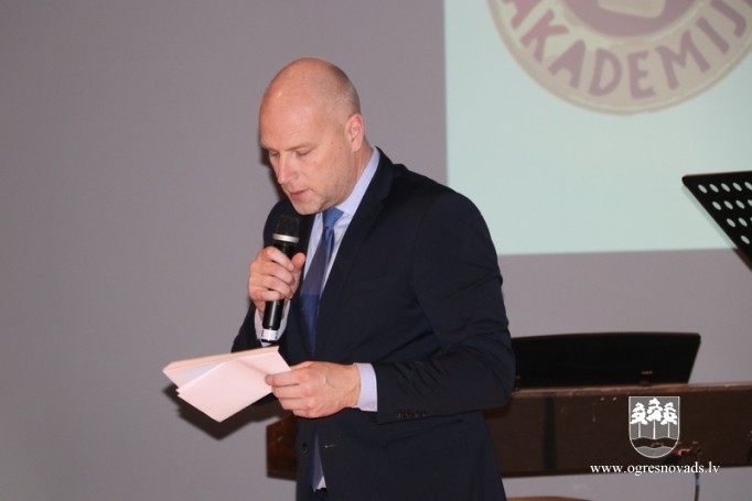 Godina novada aktīvākos jauniešus