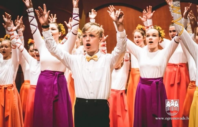 Ogres Mūzikas korim "Cielaviņa" Zelta diploms un medaļa Eiropas koru olimpiādē