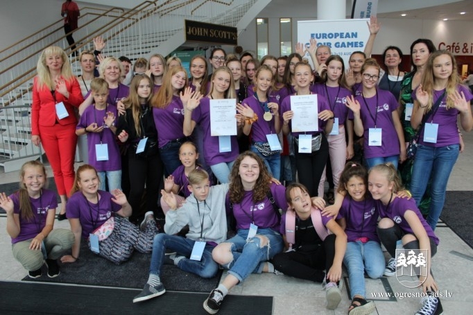 Ogres Mūzikas korim "Cielaviņa" Zelta diploms un medaļa Eiropas koru olimpiādē