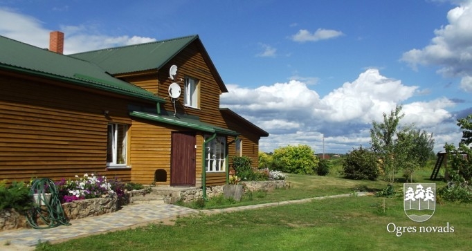 Konkurss "Skaistākais privātmājas dārzs 2013"