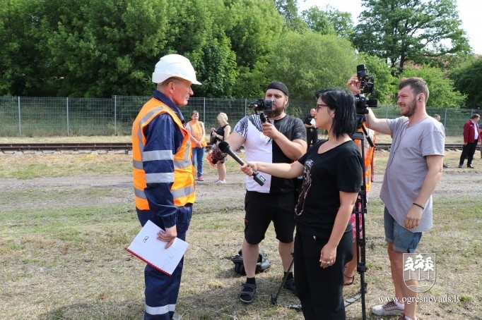 Uz dzelzceļa Ogrē norisinājās mācības avārijas seku likvidēšanā