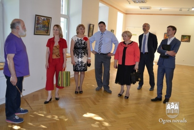 Ogrē viesojas kultūras ministre Dace Melbārde