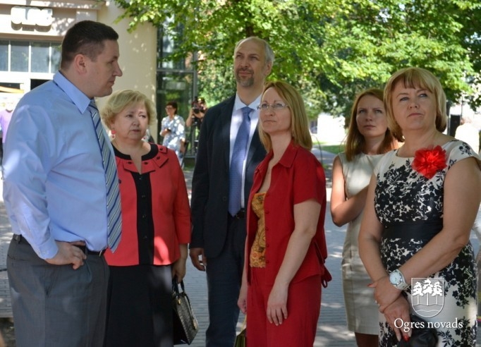 Ogrē viesojas kultūras ministre Dace Melbārde