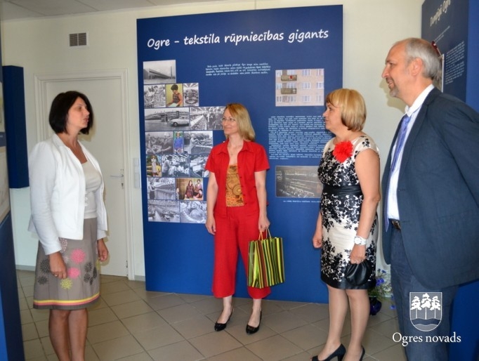 Ogrē viesojas kultūras ministre Dace Melbārde