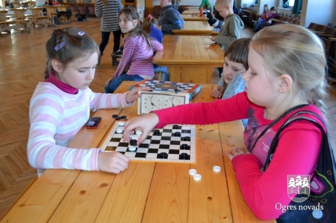Noskaidroti spēcīgākie dambretisti