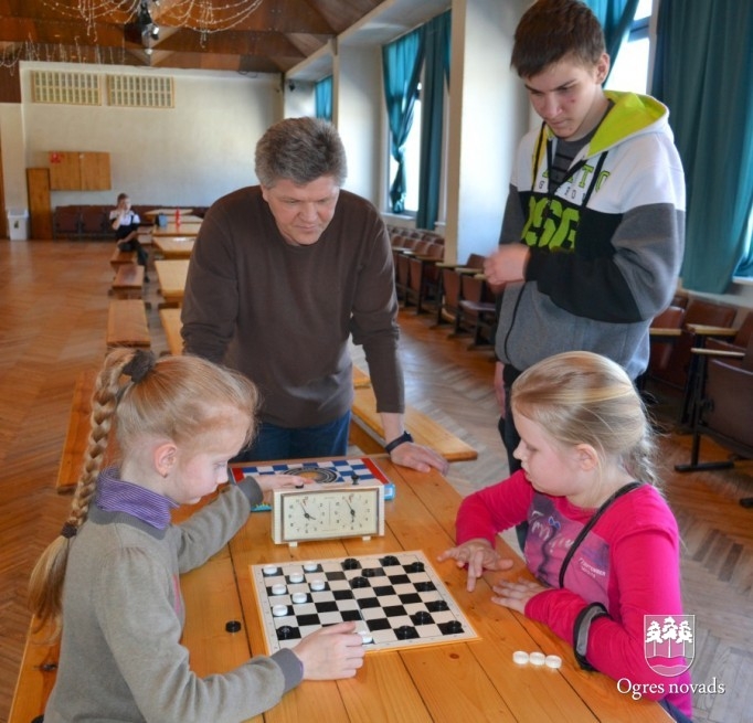 Noskaidroti spēcīgākie dambretisti