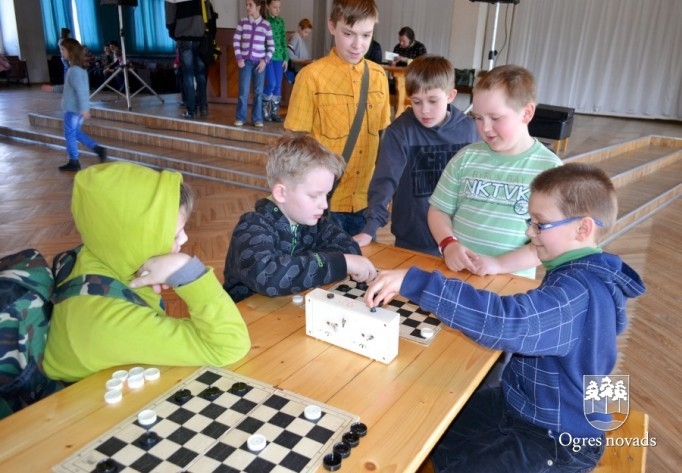 Noskaidroti spēcīgākie dambretisti
