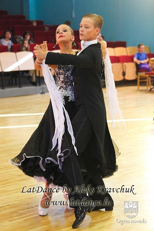 Dejotājiem augsti rezultāti