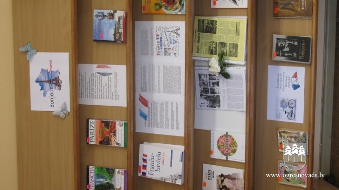 Viesi no Francijas institūta Latvijā un Somijas Ogres Centrālajā bibliotēkā
