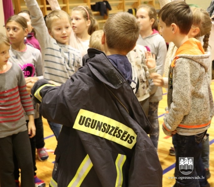 Ogres novada skolēni piedalās projektā “Viena diena drošībai”