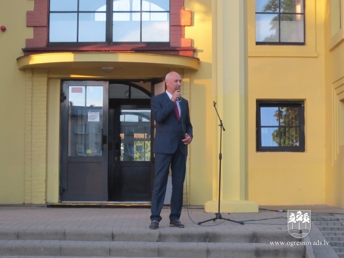 Dzejas dienas Ogrē ir ieskandinātas!
