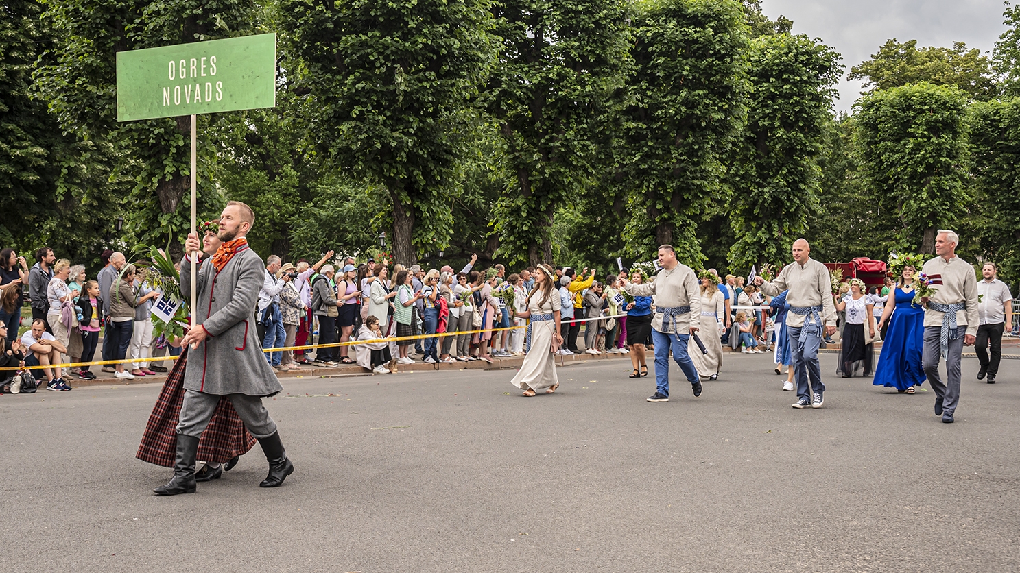 Dziesmu svētku gājiens. Ogres novads. Foto: Voldemārs Stāvusis