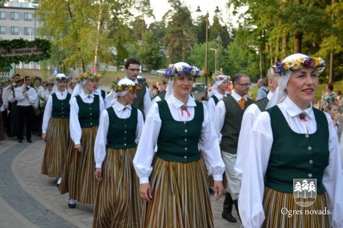 Līdz debesu augstumiem – Līgo!