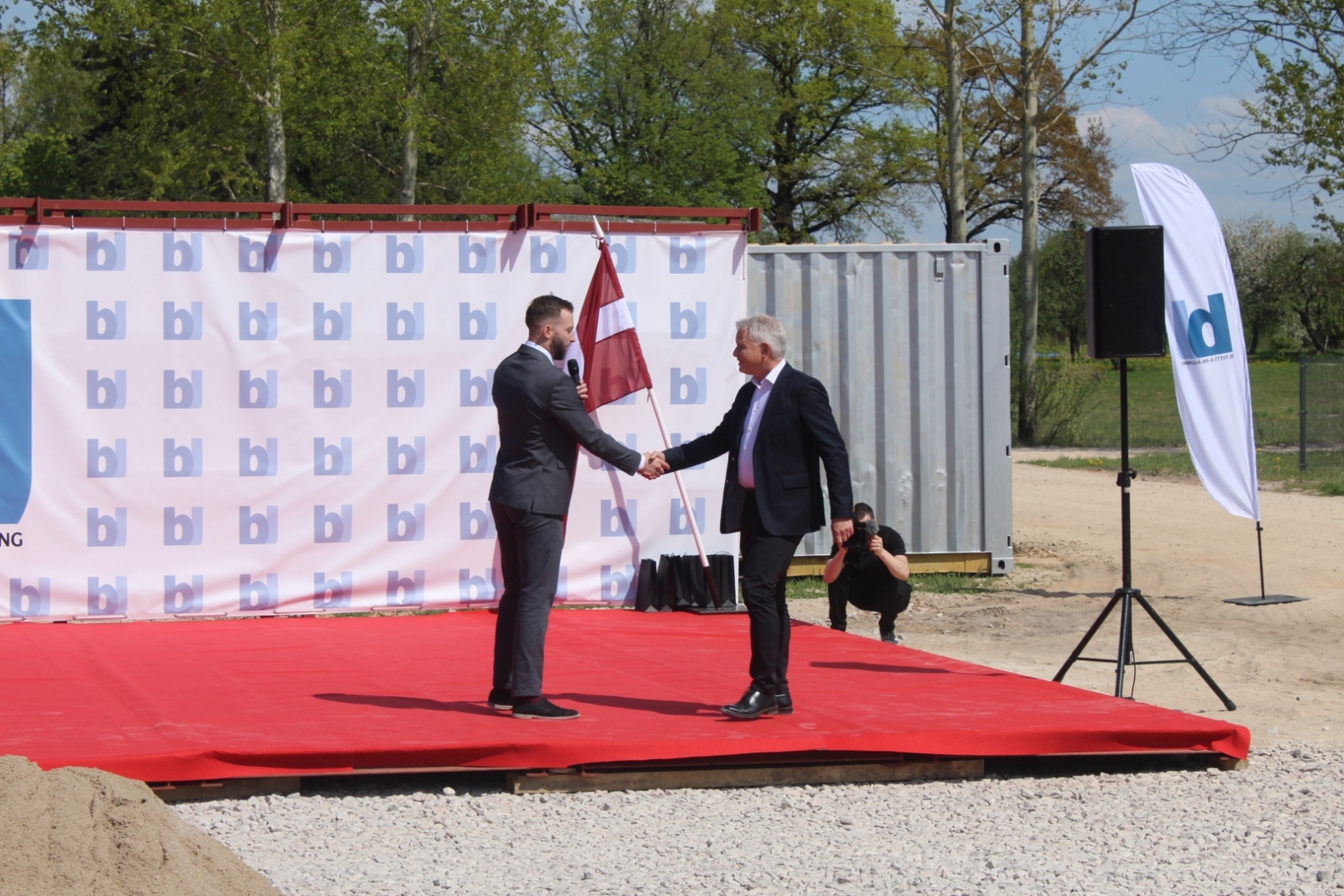 Jaunas rūpnīcas būvniecības sākums Elkšņos jeb Pirmās lāpstas svētki. 12.05.2023,