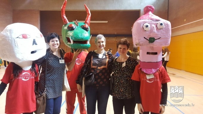 Ogres 1.vidusskolas skolēni un skolotāji piedalās Erasmus+ pojektā Spānijā