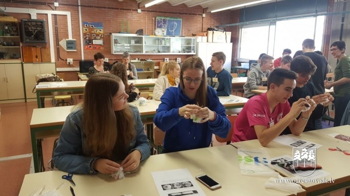 Ogres 1.vidusskolas skolēni un skolotāji piedalās Erasmus+ pojektā Spānijā