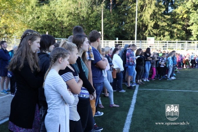 Mācību ugunsdzēsības trauksme sākumskolā un ģimnāzijā