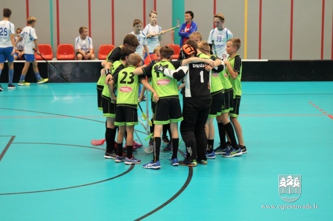 “Ogres Vilku” U13 komanda pagarinājumā uzvar “Ķekavas Buldogus”