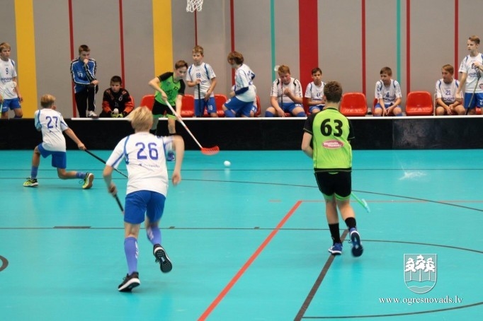“Ogres Vilku” U13 komanda pagarinājumā uzvar “Ķekavas Buldogus”