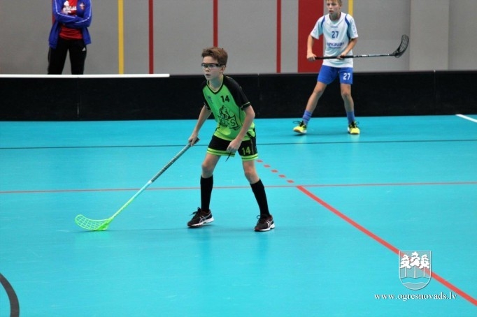 “Ogres Vilku” U13 komanda pagarinājumā uzvar “Ķekavas Buldogus”