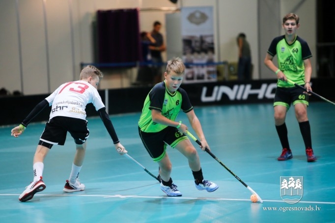 "Ogres Vilku" komanda izcīna "Unihoc Riga Cup 2018" kausu