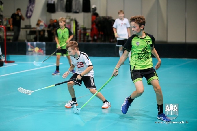 "Ogres Vilku" komanda izcīna "Unihoc Riga Cup 2018" kausu